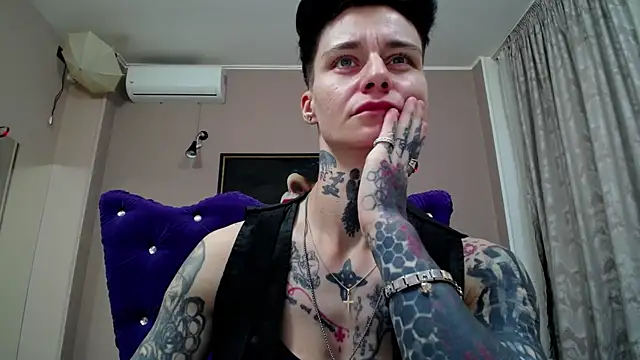 Snapshot of KennyXSX chatting on 10, 6, 2026 KennyXSX online show from 10, 6, 2026