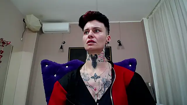 Snapshot of KennyXSX chatting on 4, 6, 2026 KennyXSX online show from 4, 6, 2026