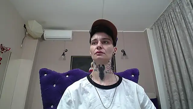 Snapshot of KennyXSX chatting on 9, 7, 2026 KennyXSX online show from 9, 7, 2026