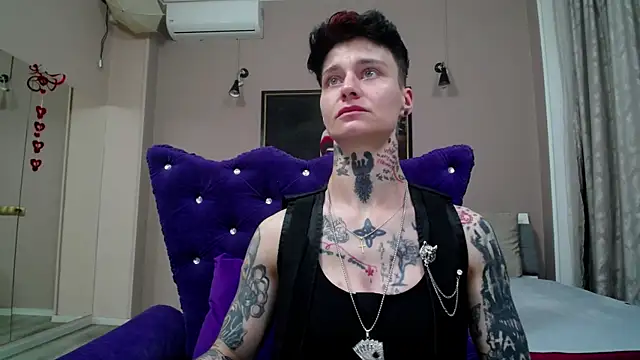 Snapshot of KennyXSX chatting on 12, 6, 2026 KennyXSX online show from 12, 6, 2026