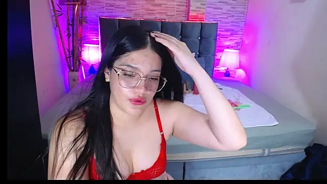 Valeri hot22 online show from 4, 5, 2026