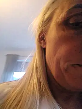 theblondecocklover online show from 31, 5, 2026