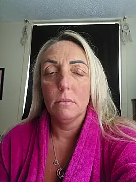 theblondecocklover online show from 3, 5, 2026