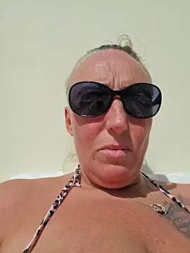 theblondecocklover online show from 19, 4, 2026