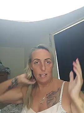 theblondecocklover online show from 26, 4, 2026
