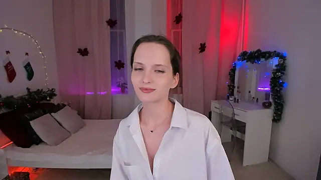 Snapshot of Ariadna_Shy chatting on 1, 1, 2025 Ariadna Shy online show from 1, 1, 2025