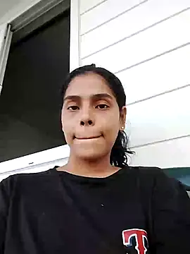 Emily hot26 online show from 20, 12, 2025