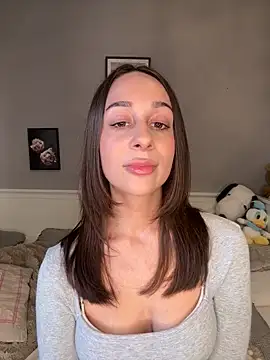 ChiaraSommer online show from 21, 4, 2026