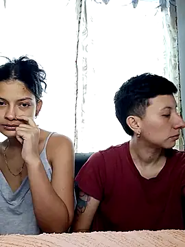 Mei and Gaby online show from 3, 2, 2026