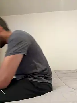 AdrianGarcia89 online show from 12, 4, 2026