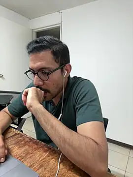 AdrianGarcia89 online show from 1, 8, 2026