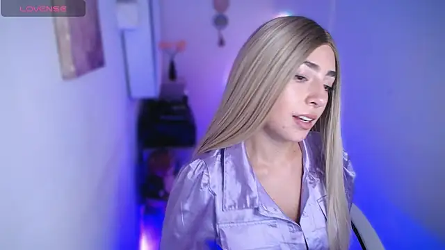 channel blondee online show from 11, 3, 2026