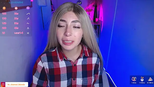 Snapshot of channel_blondee chatting on 8, 4, 2026 channel blondee online show from 8, 4, 2026