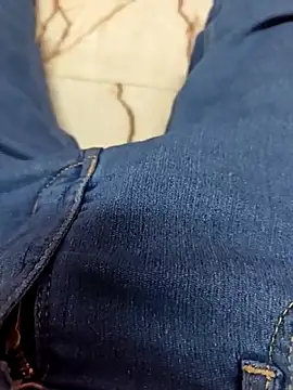 AqueousCrepe online show from 14, 2, 2026