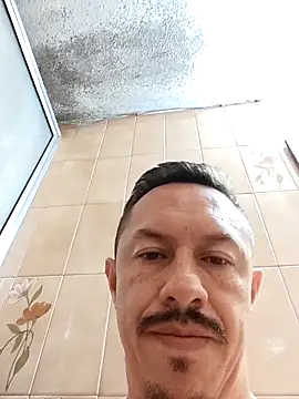 L hotcream online show from 18, 4, 2026