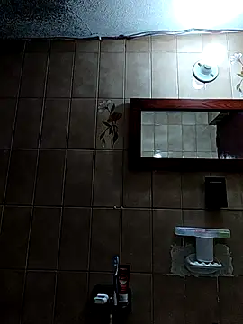 L hotcream online show from 4, 3, 2026