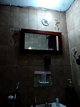 L hotcream online show from 30, 3, 2026