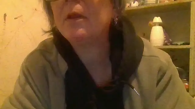 Snapshot of becky1111 chatting on 14, 6, 2026 becky1111 online show from 14, 6, 2026