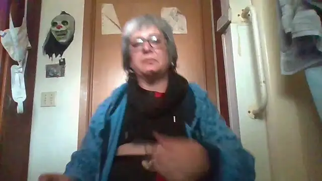 Snapshot of becky1111 chatting on 31, 5, 2026 becky1111 online show from 31, 5, 2026
