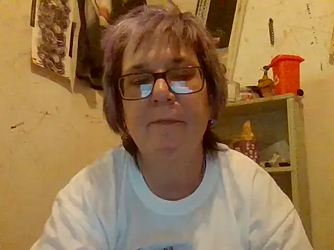 Snapshot of becky1111 chatting on 27, 6, 2026 becky1111 online show from 27, 6, 2026