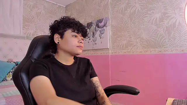 Sasha Venom online show from 19, 12, 2025