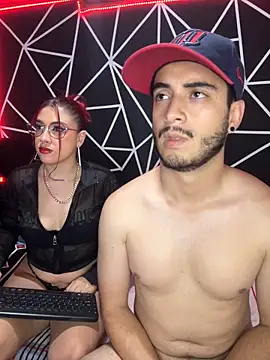 Makenzy darly online show from 19, 12, 2025