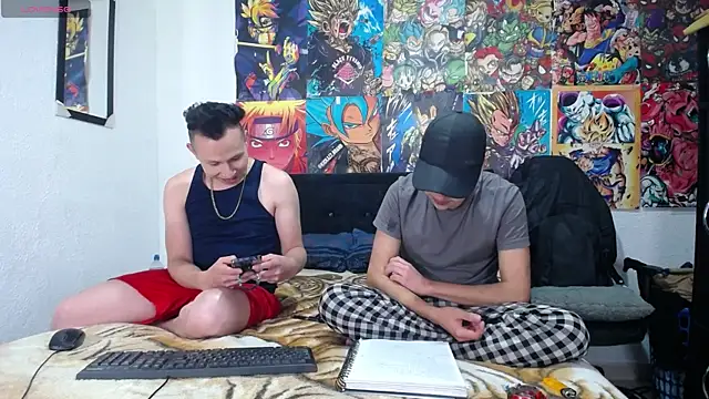 Snapshot of Golden_Boysx chatting on 1, 5, 2026 Golden Boysx online show from 1, 5, 2026