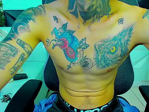 Snapshot of Boy_tatto77 chatting on 12, 6, 2026 Boy tatto77 online show from 12, 6, 2026