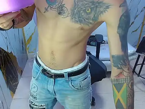 Snapshot of Boy_tatto77 chatting on 14, 7, 2026 Boy tatto77 online show from 14, 7, 2026