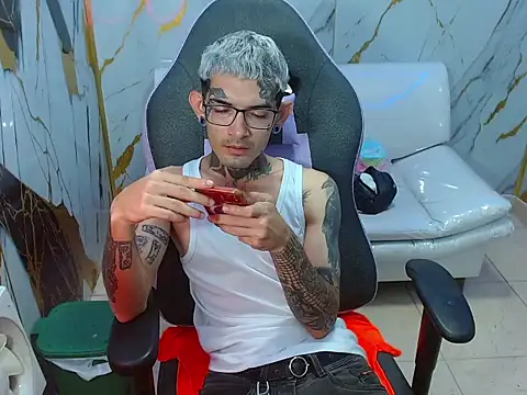 Boy tatto77 online show from 15, 2, 2026