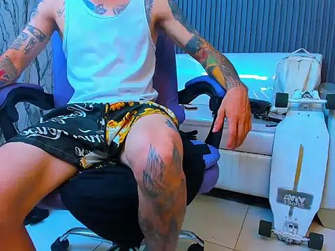 Snapshot of Boy_tatto77 chatting on 22, 6, 2026 Boy tatto77 online show from 22, 6, 2026