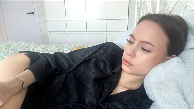 KitCerveny online show from 12, 2, 2026