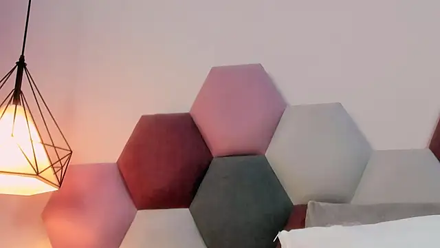 GahiaBelucci online show from 11, 3, 2026