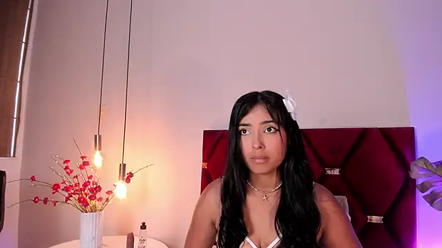 GahiaBelucci online show from 18, 3, 2026