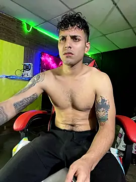 JustynAle2025 online show from 13, 1, 2026