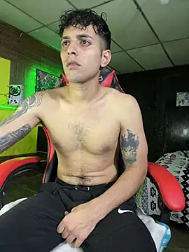 JustynAle2025 online show from 17, 1, 2026