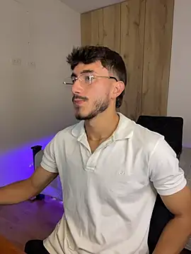 LIAM COLT online show from 22, 4, 2026