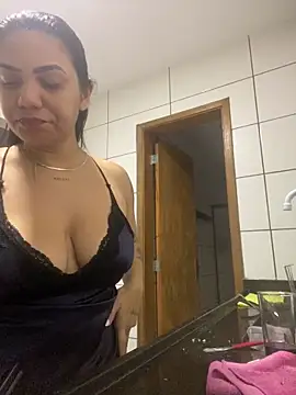 Snapshot of Nini_ chatting on 17, 5, 2026 Nini online show from 17, 5, 2026