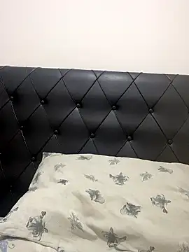 Nini  online show from 8, 1, 2026