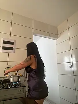 Snapshot of Nini_ chatting on 23, 4, 2026 Nini online show from 23, 4, 2026