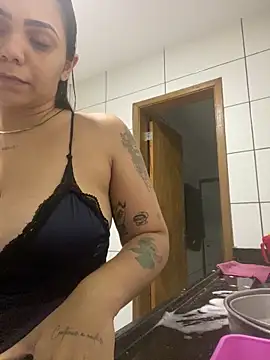 Snapshot of Nini_ chatting on 8, 6, 2026 Nini online show from 8, 6, 2026