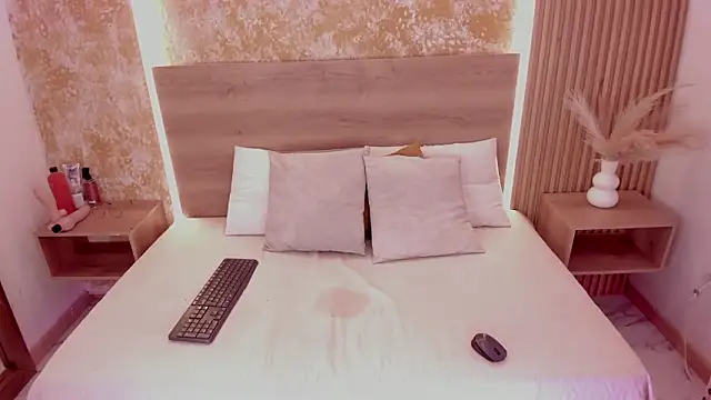 amber  ferrera online show from 31, 1, 2026