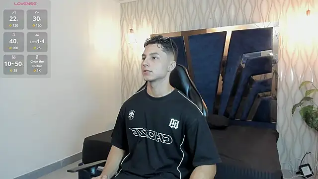 Noah Clarkk online show from 4, 4, 2026