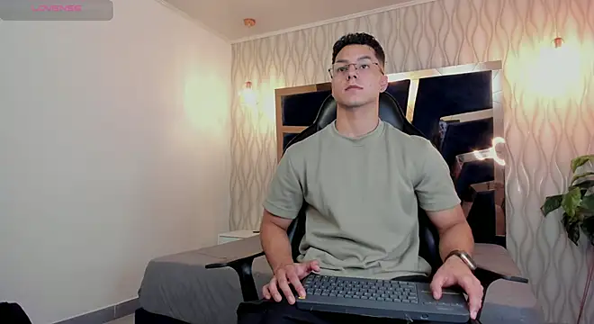 Noah Clarkk online show from 1, 3, 2026