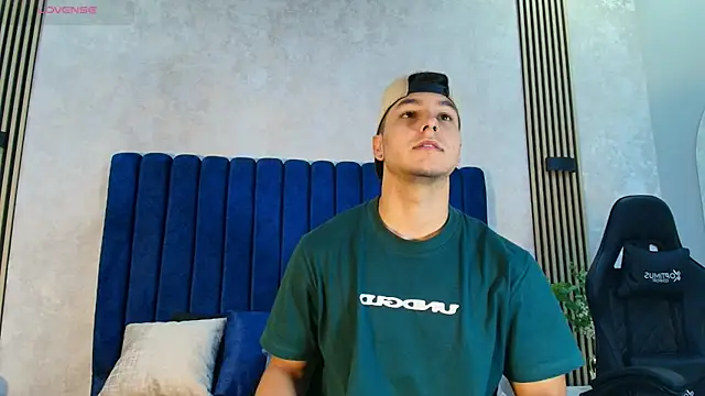 Noah Clarkk online show from 18, 5, 2026