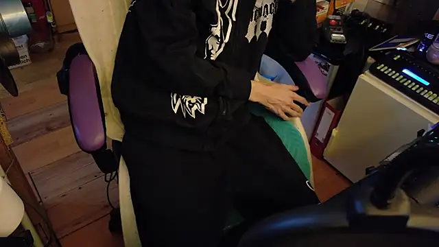 Snapshot of Gay-Versaut chatting on 16, 1, 2026 Gay-Versaut online show from 16, 1, 2026