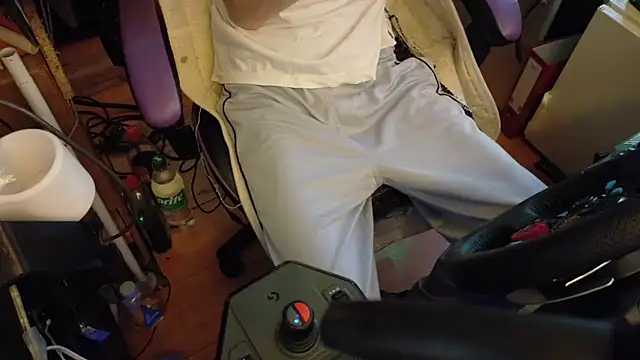 Snapshot of Gay-Versaut chatting on 3, 3, 2026 Gay-Versaut online show from 3, 3, 2026