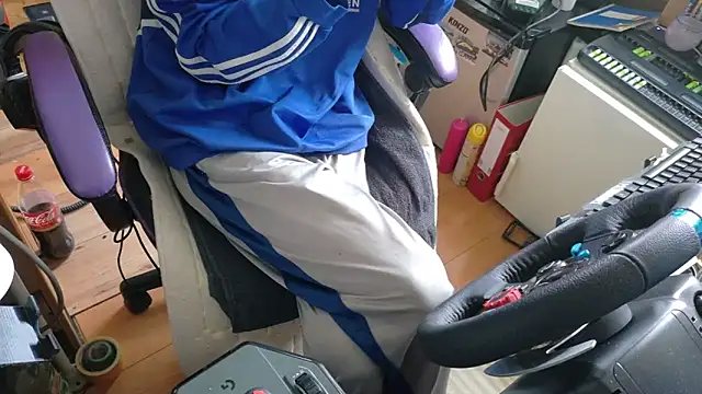 Snapshot of Gay-Versaut chatting on 9, 2, 2026 Gay-Versaut online show from 9, 2, 2026