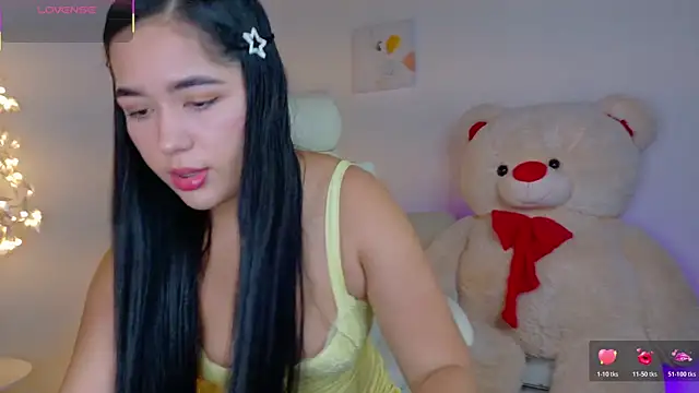 Snapshot of emmy_candy_18 chatting on 11, 5, 2026 emmy candy 18 online show from 11, 5, 2026