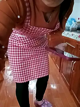 Sweet-Berryy online show from 10, 2, 2026